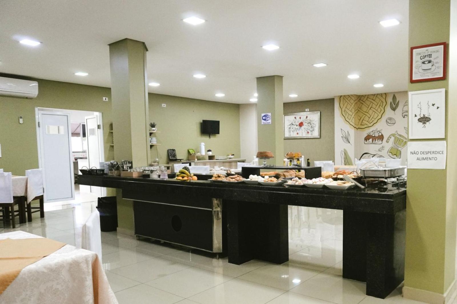 Moura Palace Hotel Фос-ду-Іґуасу Екстер'єр фото